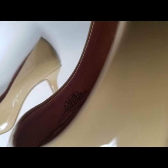 Vince camuto nude heels size 8.5 - Picture 7 of 7